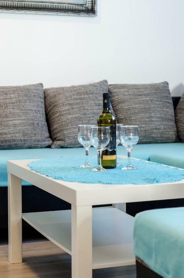 Apartman Ana Stinjan ภายนอก รูปภาพ